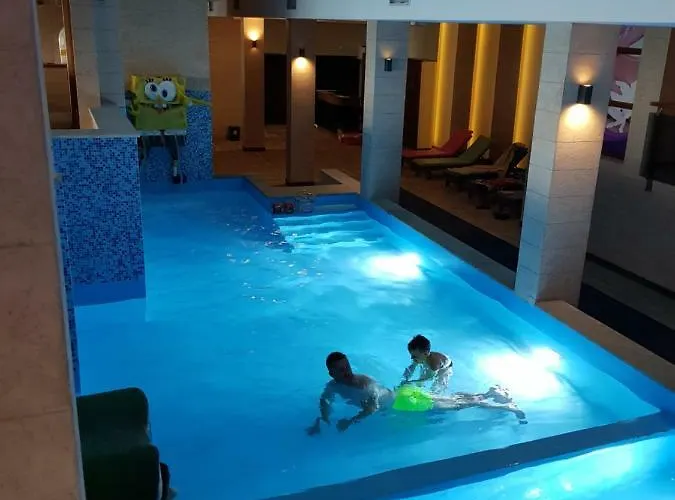 Milmari, Resort, Premier A52 & Parking Garage Free * Kopaonik