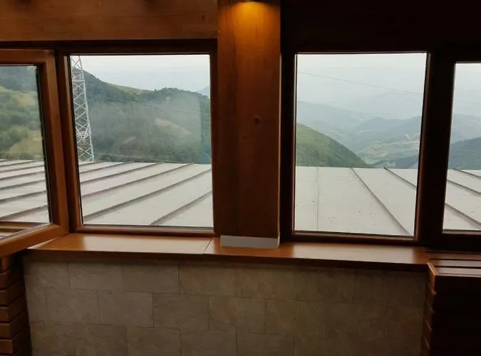 Milmari, Resort, Premier A52 & Parking Garage Free